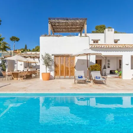 Herminia Villa